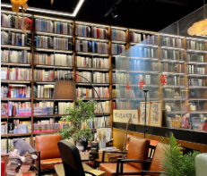 东城区“旧书新知 钟鼓书韵”文化市集焕新启幕